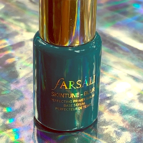 fARSALI Other - $6 in a bundle - NWOB Farsali Skintune Blur Mini 5mL